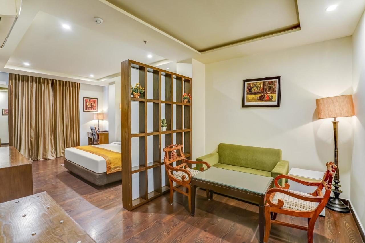 Townhouse 552Hotel Royal Court Jalandhar Exterior foto