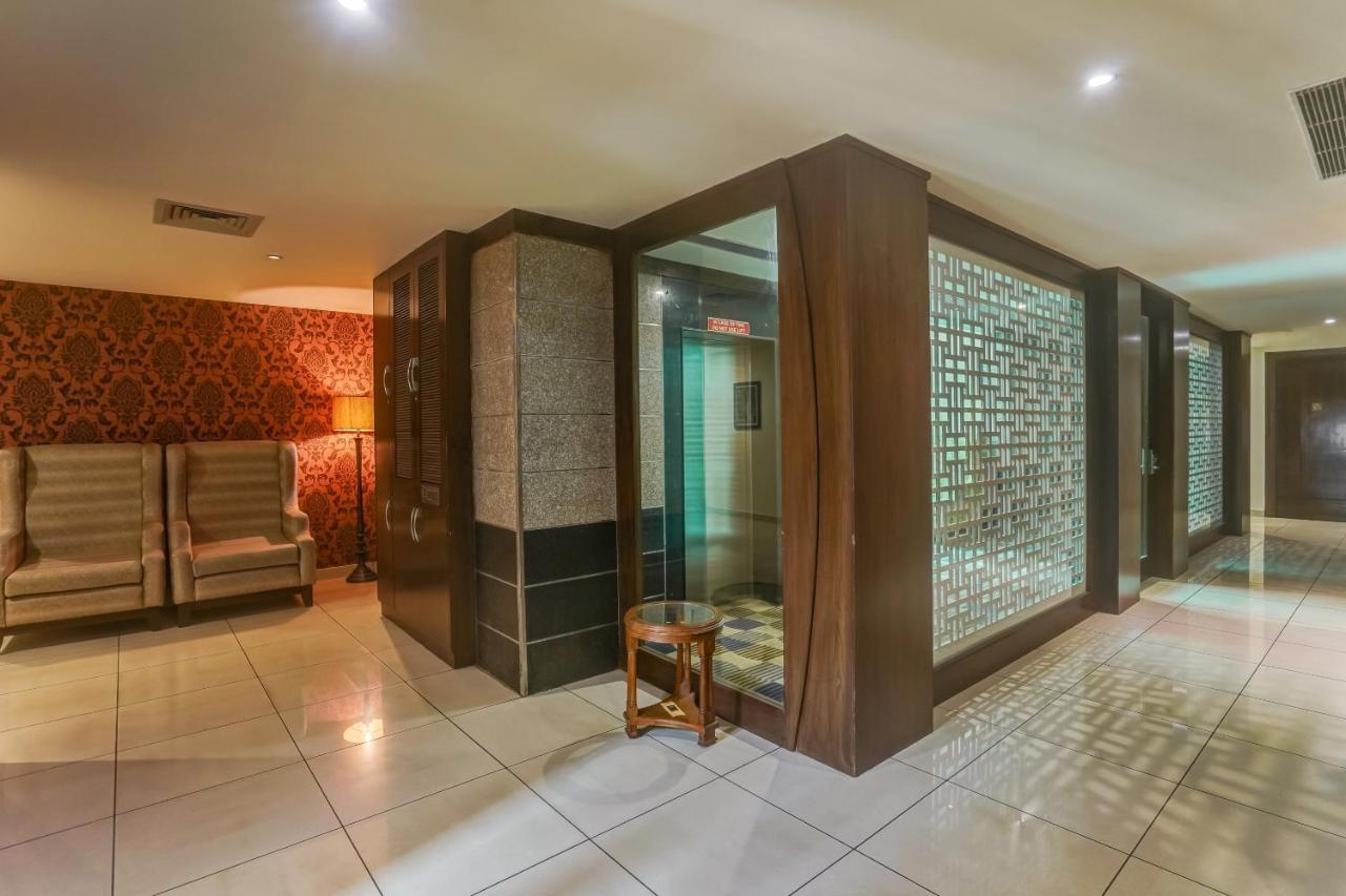 Townhouse 552Hotel Royal Court Jalandhar Exterior foto