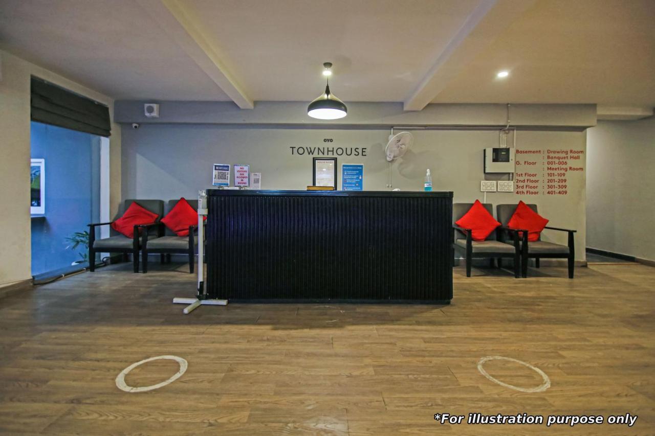 Townhouse 552Hotel Royal Court Jalandhar Exterior foto